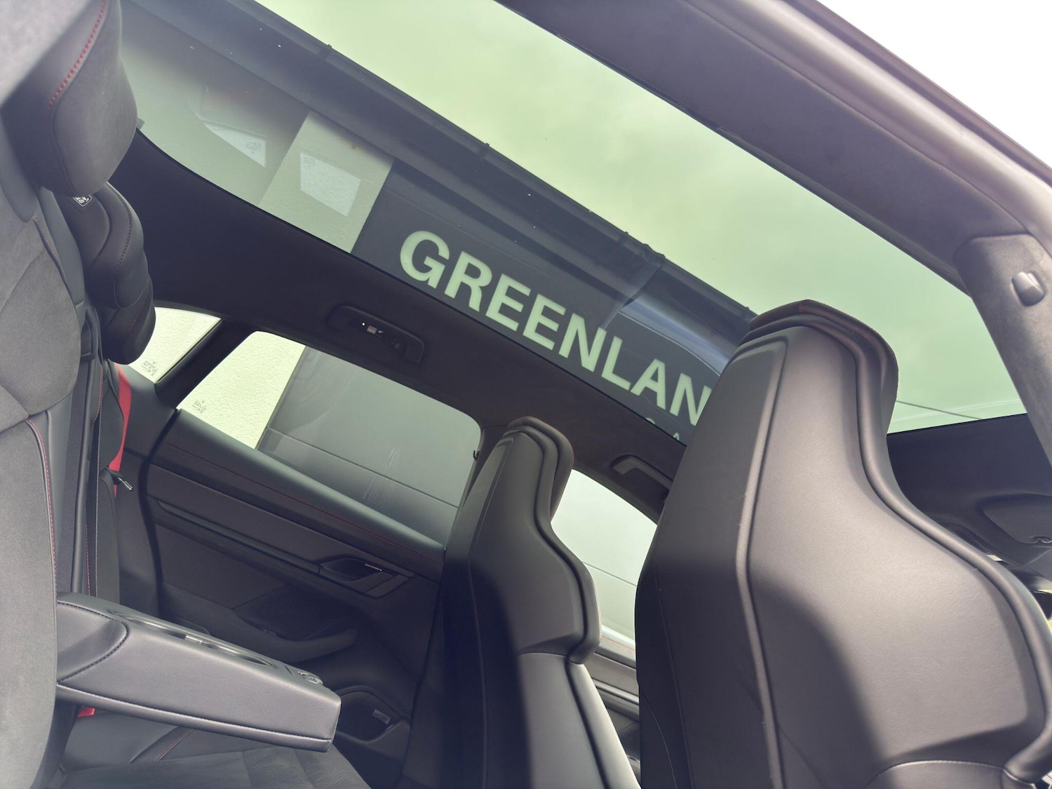 Used Porsche Taycan 2025 for sale - 76349776: Photo 21