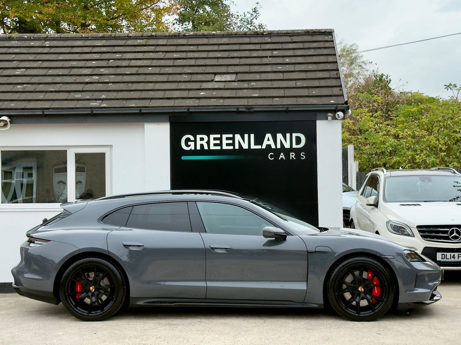 Used Porsche Taycan 2025 for sale - 76349776: Photo 26