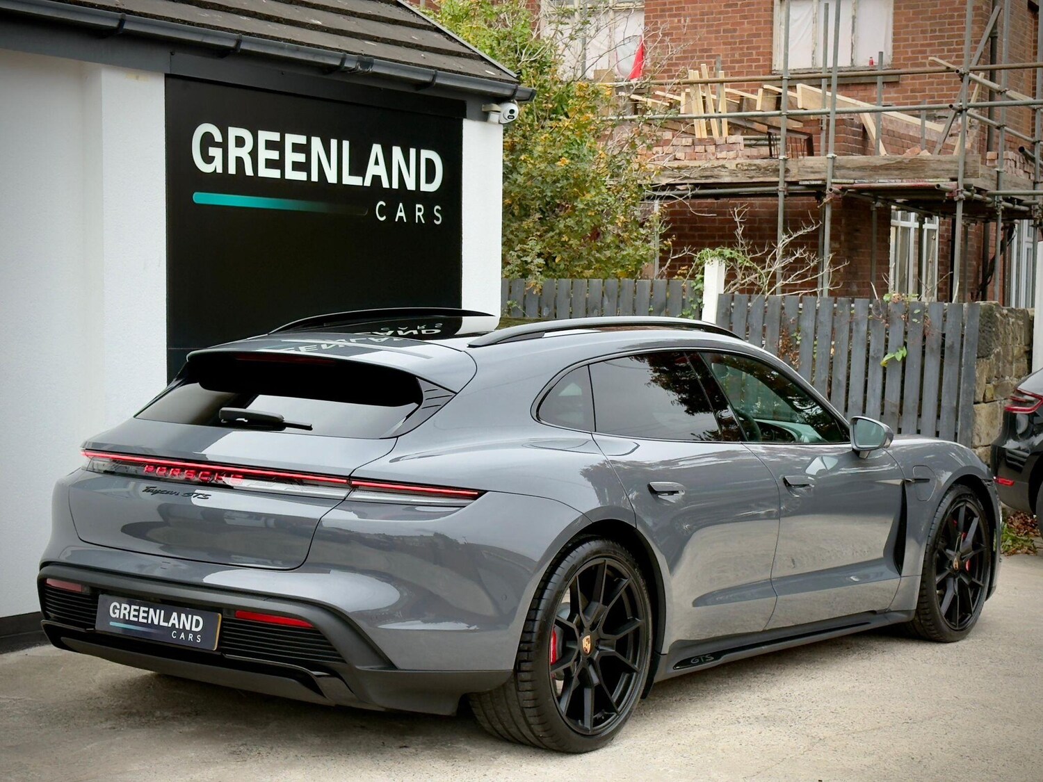 Used Porsche Taycan 2025 for sale - 76349776: Photo 31