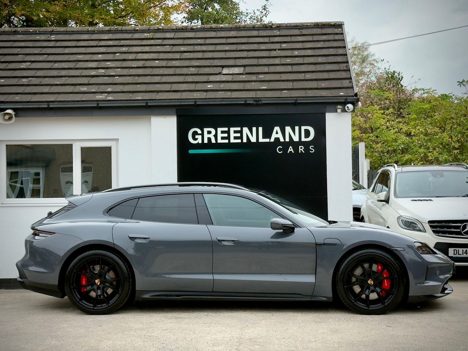 Used Porsche Taycan 2025 for sale - 76349776: Photo 34