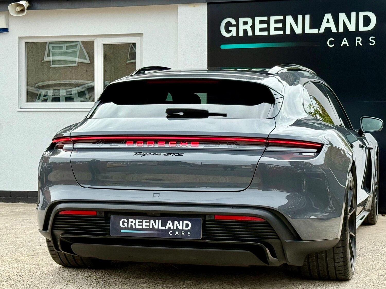 Used Porsche Taycan 2025 for sale - 76349776: Photo 37