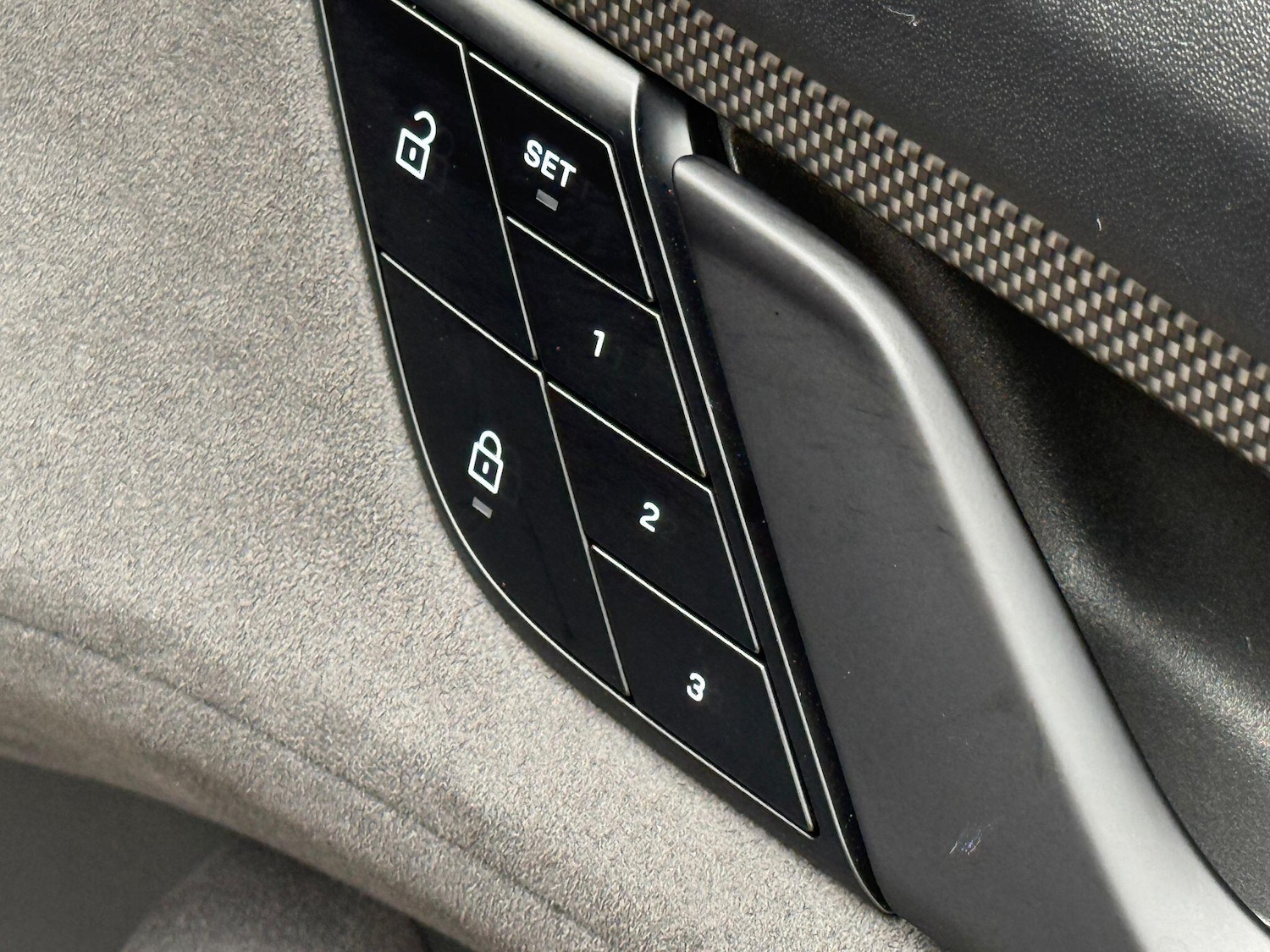 Used Porsche Taycan 2025 for sale - 76349776: Photo 46