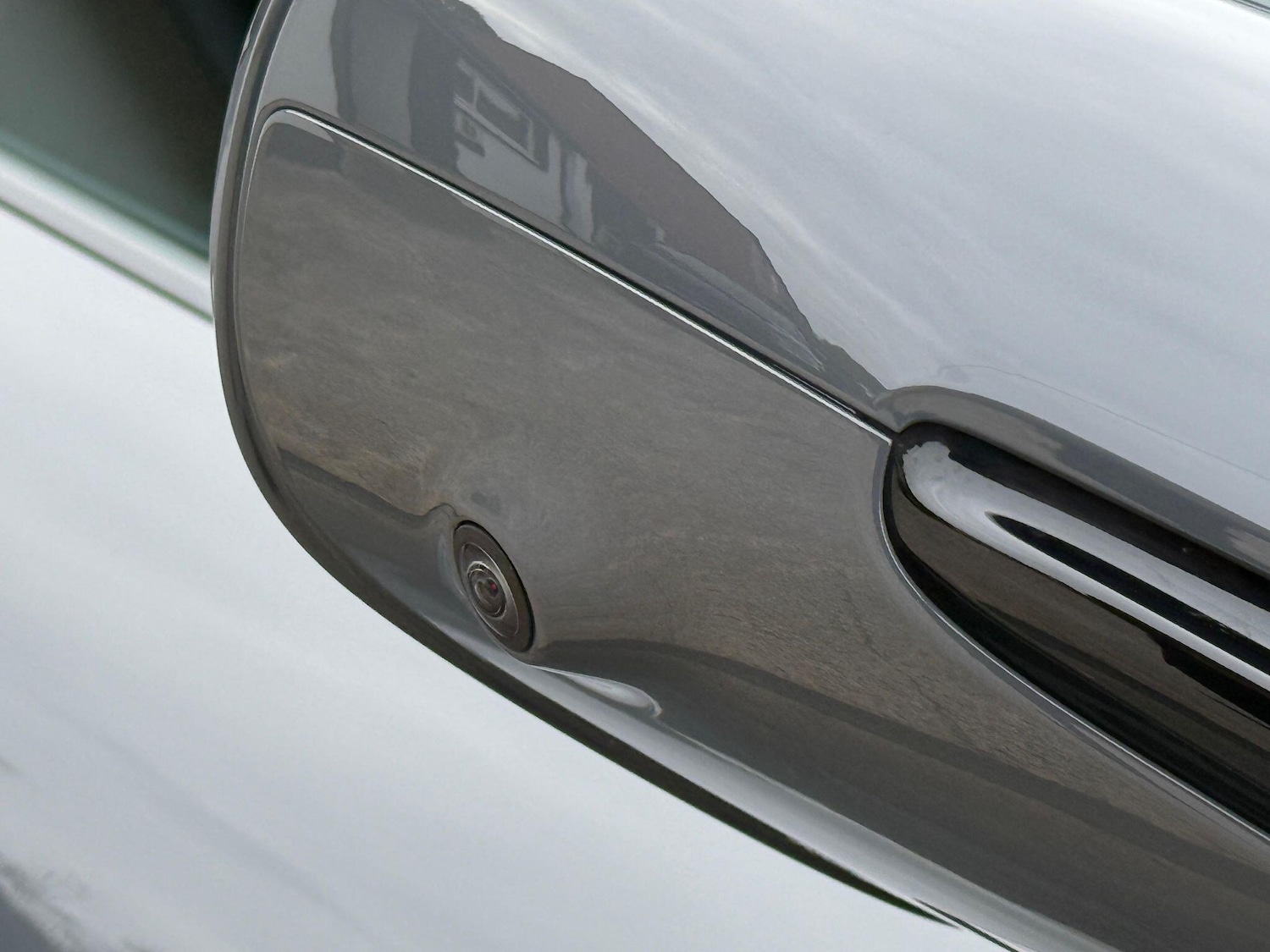 Used Porsche Taycan 2025 for sale - 76349776: Photo 52