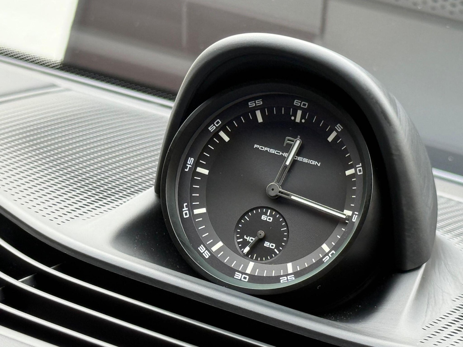 Used Porsche Taycan 2025 for sale - 76349776: Photo 68