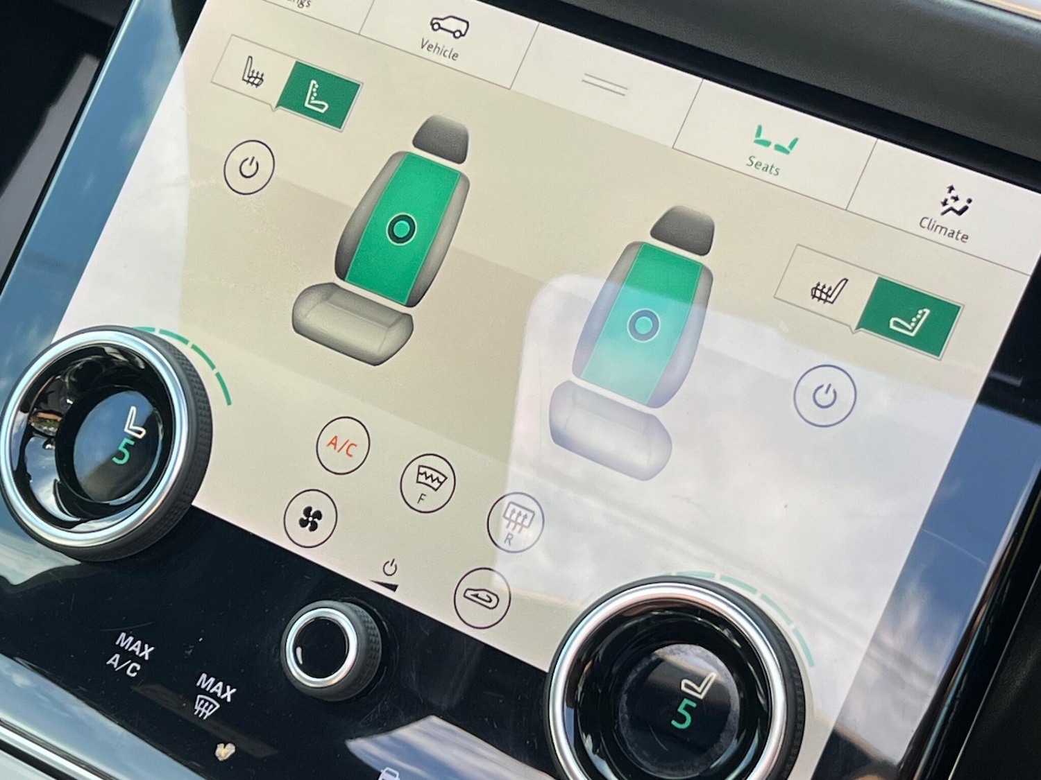 Used Land Rover Range Rover Velar 2018 for sale - 76179839: Photo 23
