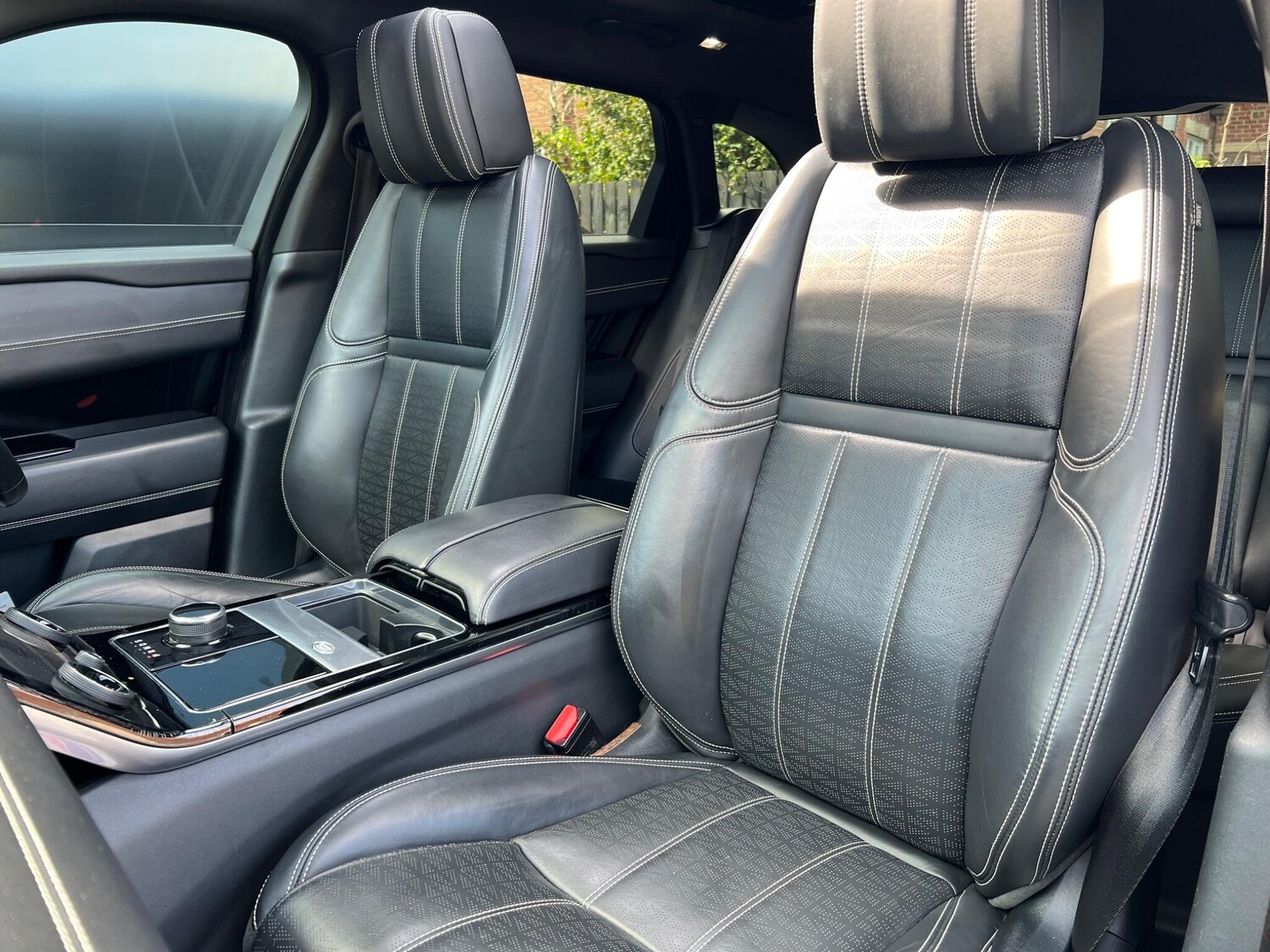 Used Land Rover Range Rover Velar 2018 for sale - 76179839: Photo 61