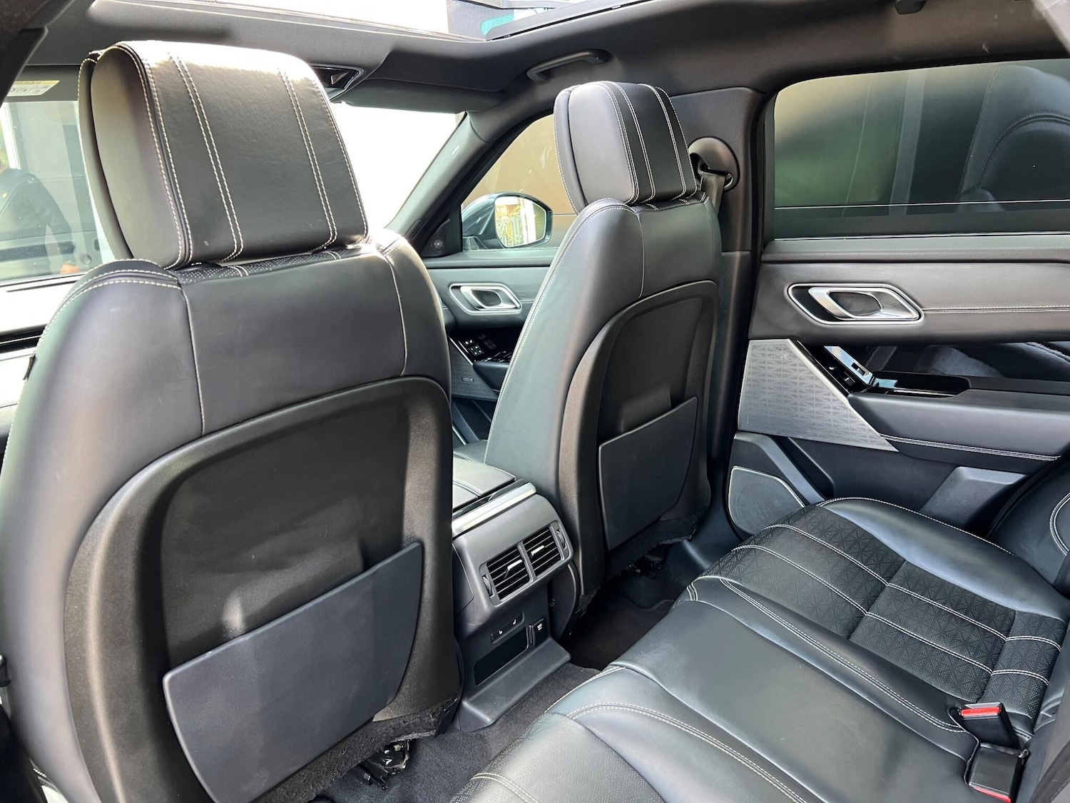 Used Land Rover Range Rover Velar 2018 for sale - 76179839: Photo 77
