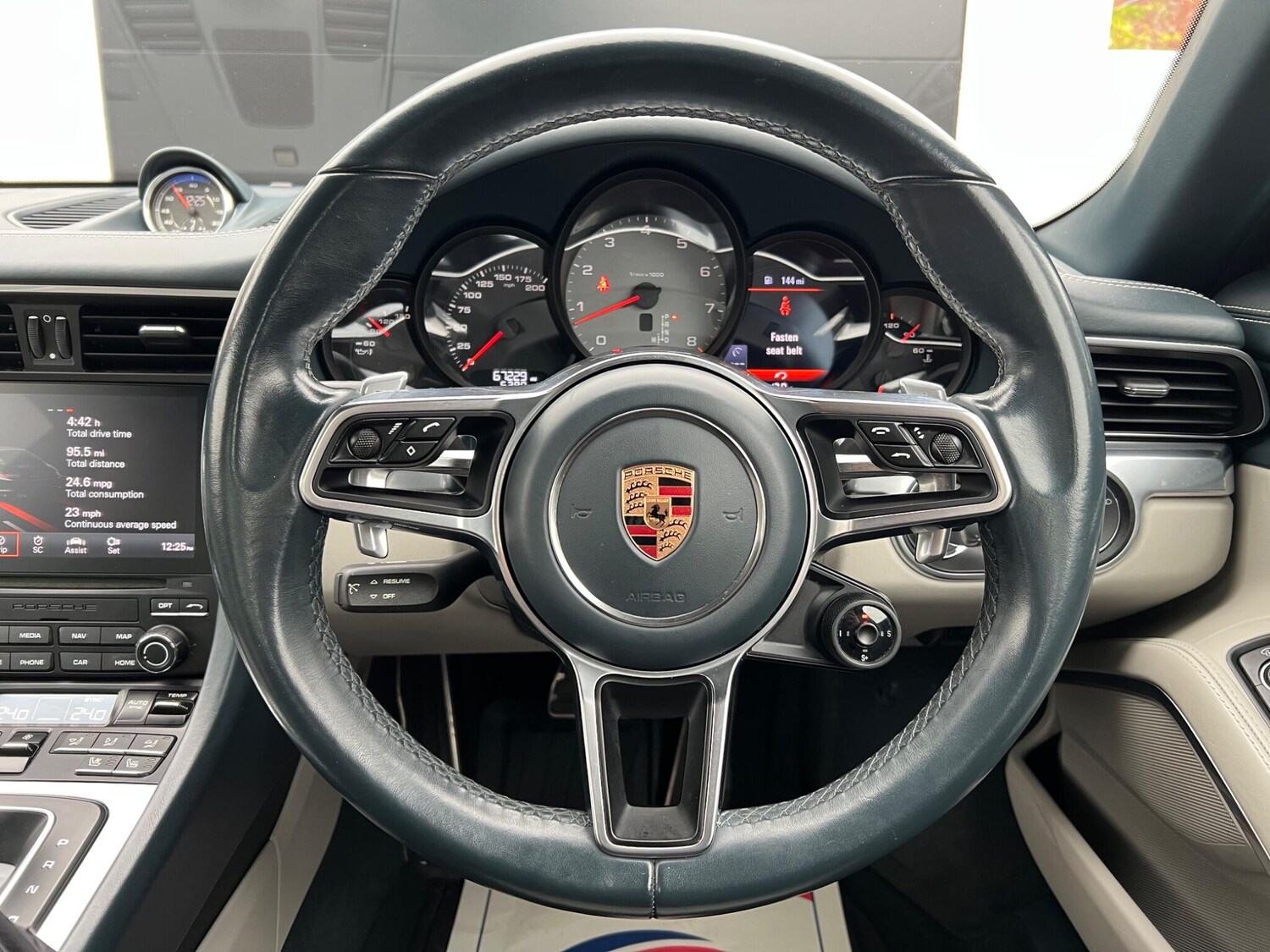 Used Porsche 911 2016 for sale - 76336325: Photo 48