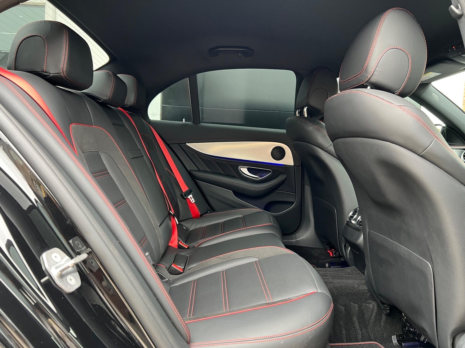 Used Mercedes-Benz E Class 2017 for sale - 76370764: Photo 38