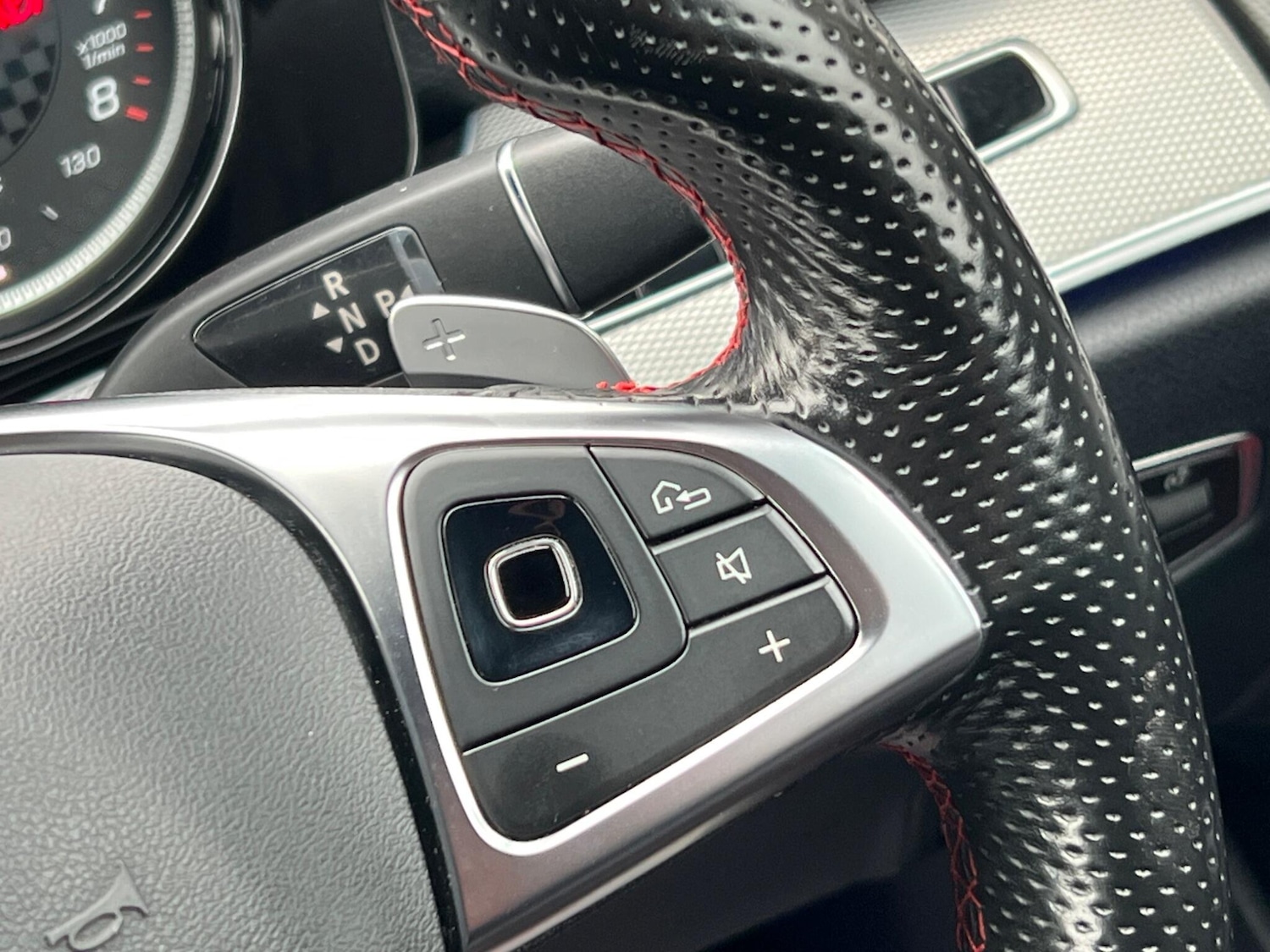 Used Mercedes-Benz E Class 2017 for sale - 76370764: Photo 70