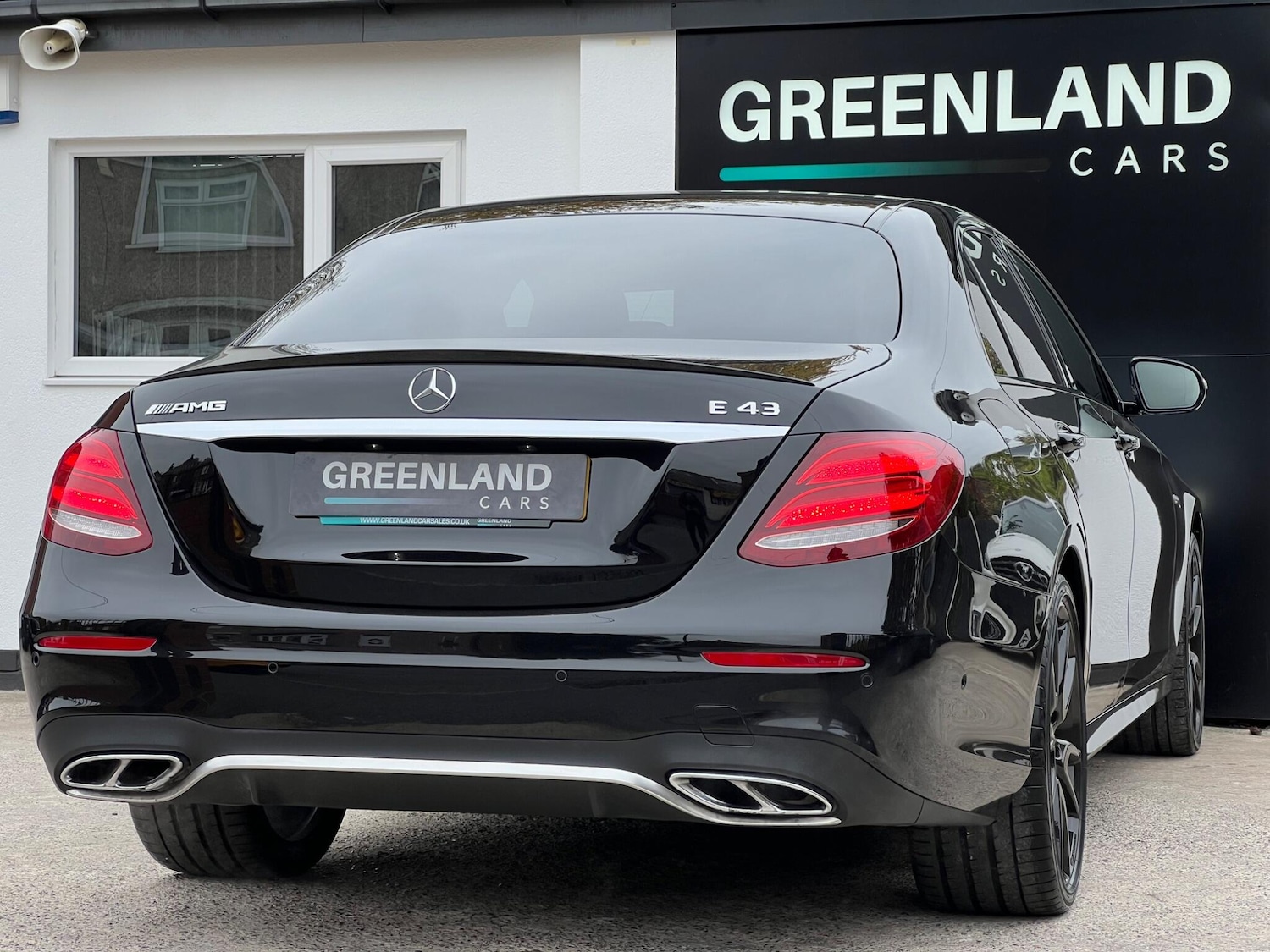 Used Mercedes-Benz E Class 2017 for sale - 76370764: Photo 84