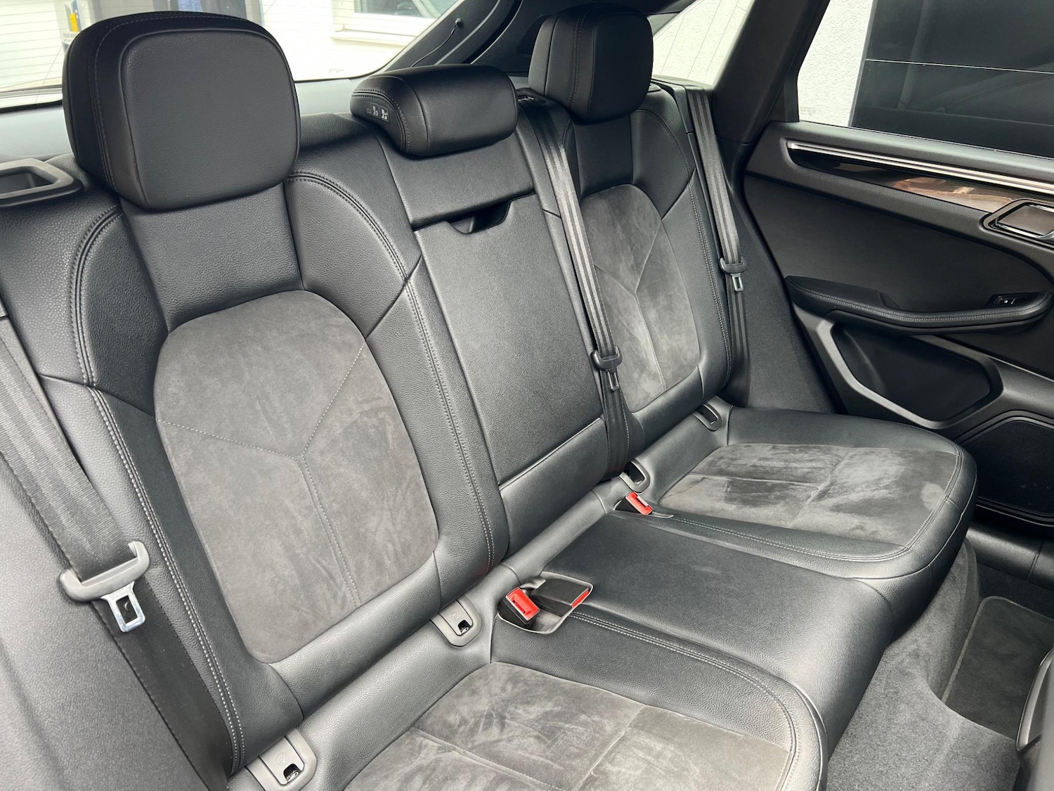 Used Porsche Macan 2015 for sale - 76031364: Photo 16