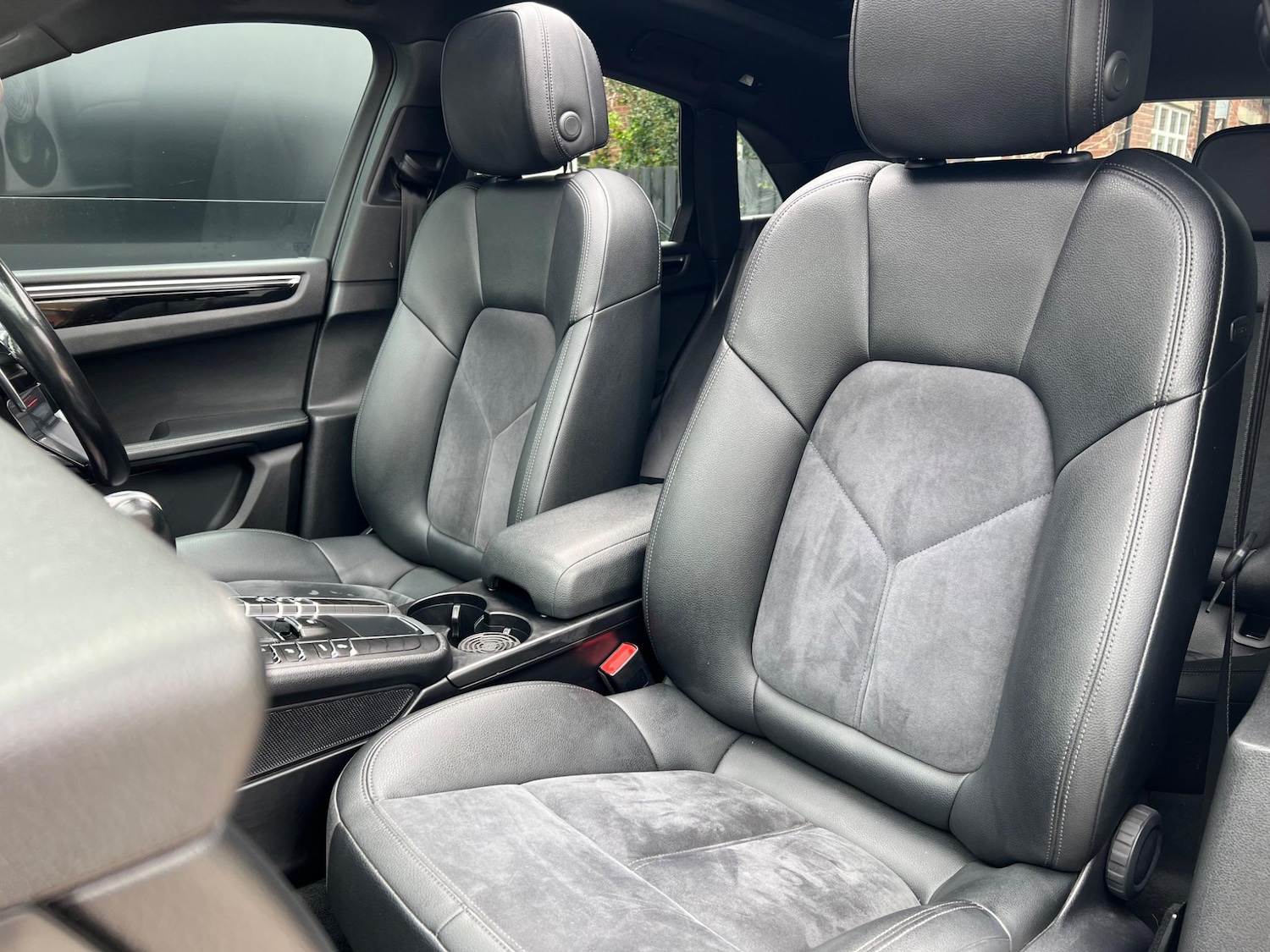 Used Porsche Macan 2015 for sale - 76031364: Photo 22