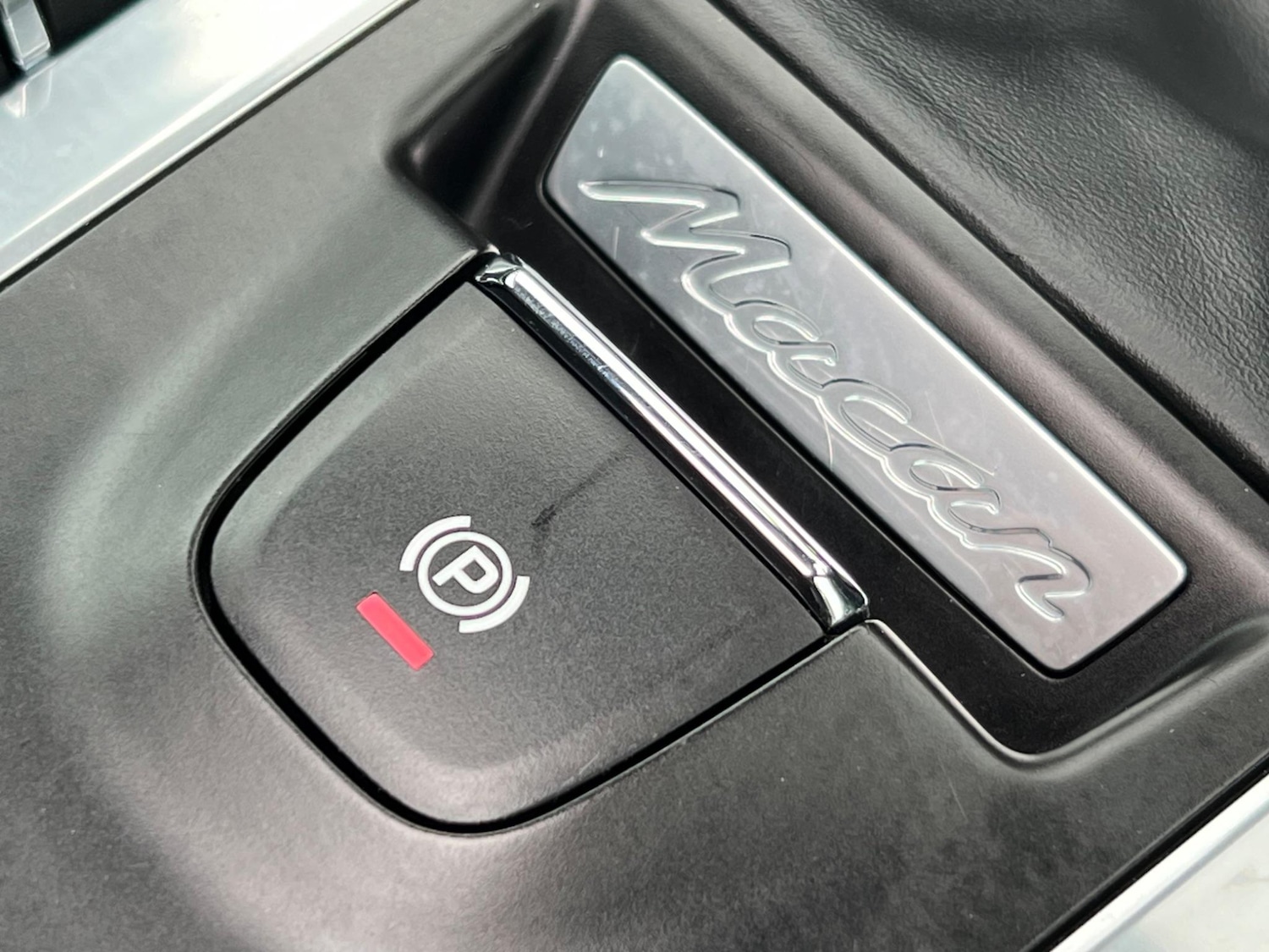 Used Porsche Macan 2015 for sale - 76031364: Photo 54