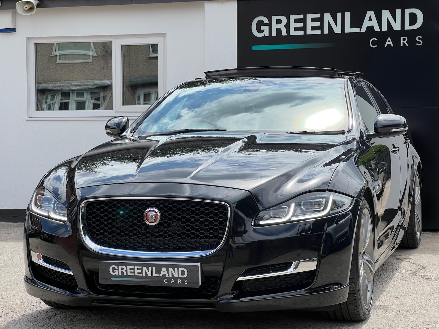 Used Jaguar XJ 2017 for sale - 76031704: Photo 45