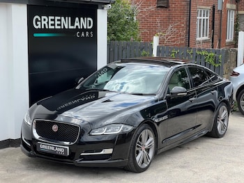 Used Jaguar XJ 2017 for sale - 76031704: Photo