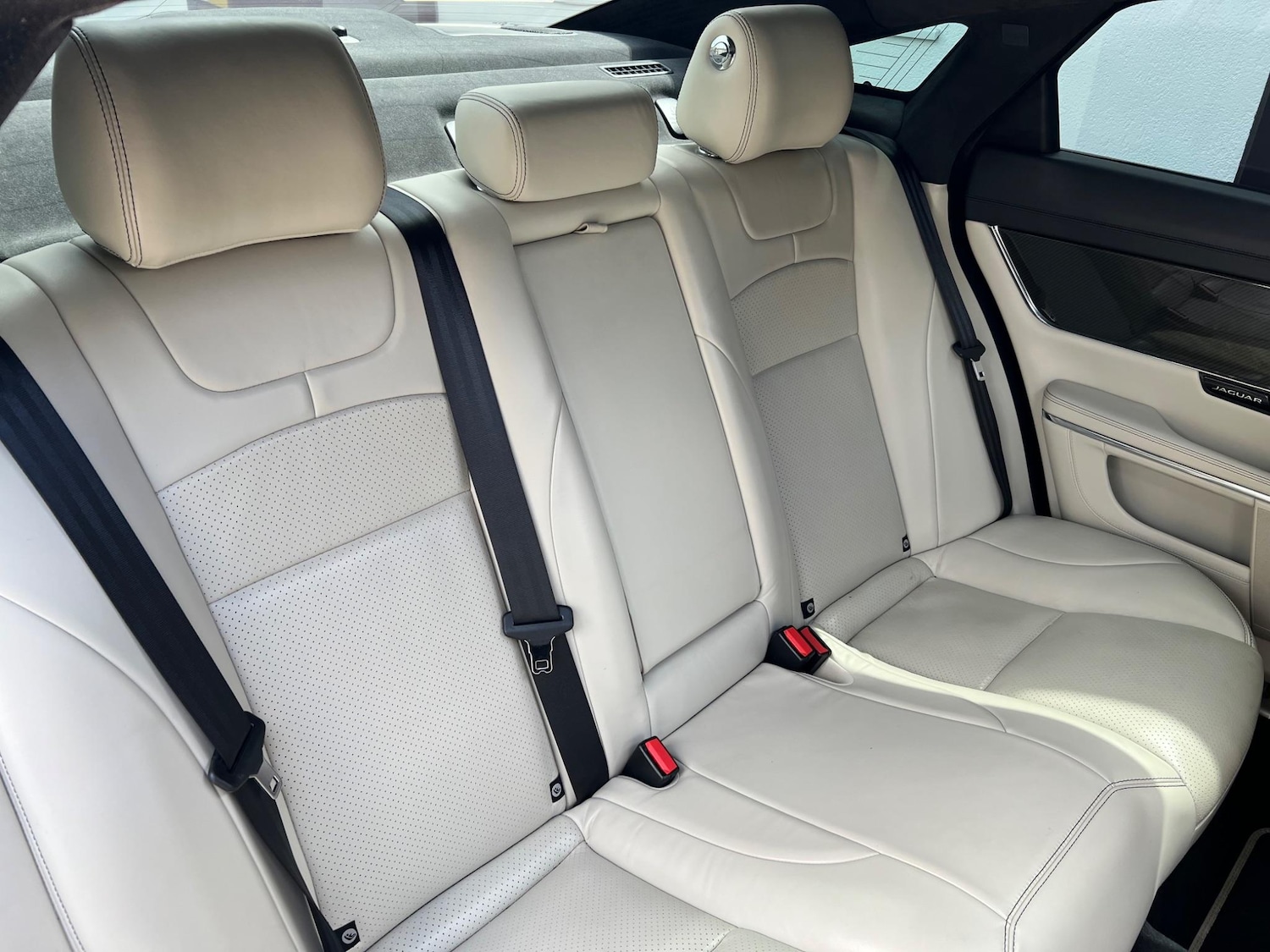 Used Jaguar XJ 2017 for sale - 76031704: Photo 52