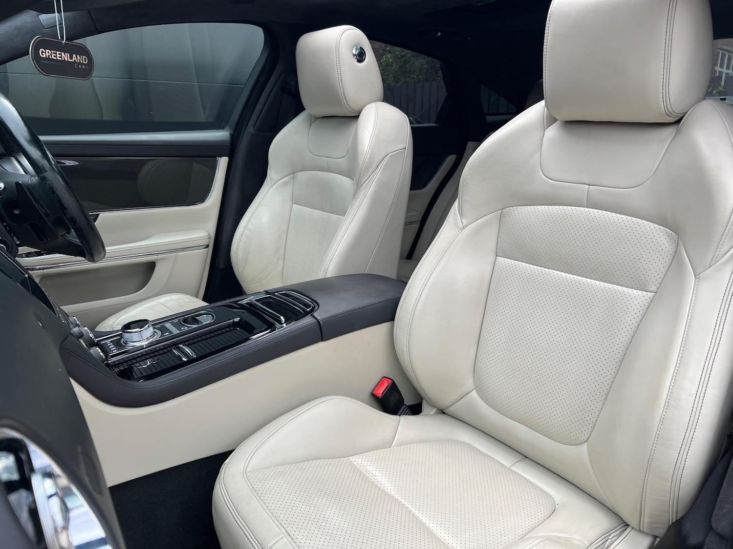 Used Jaguar XJ 2017 for sale - 76031704: Photo 55