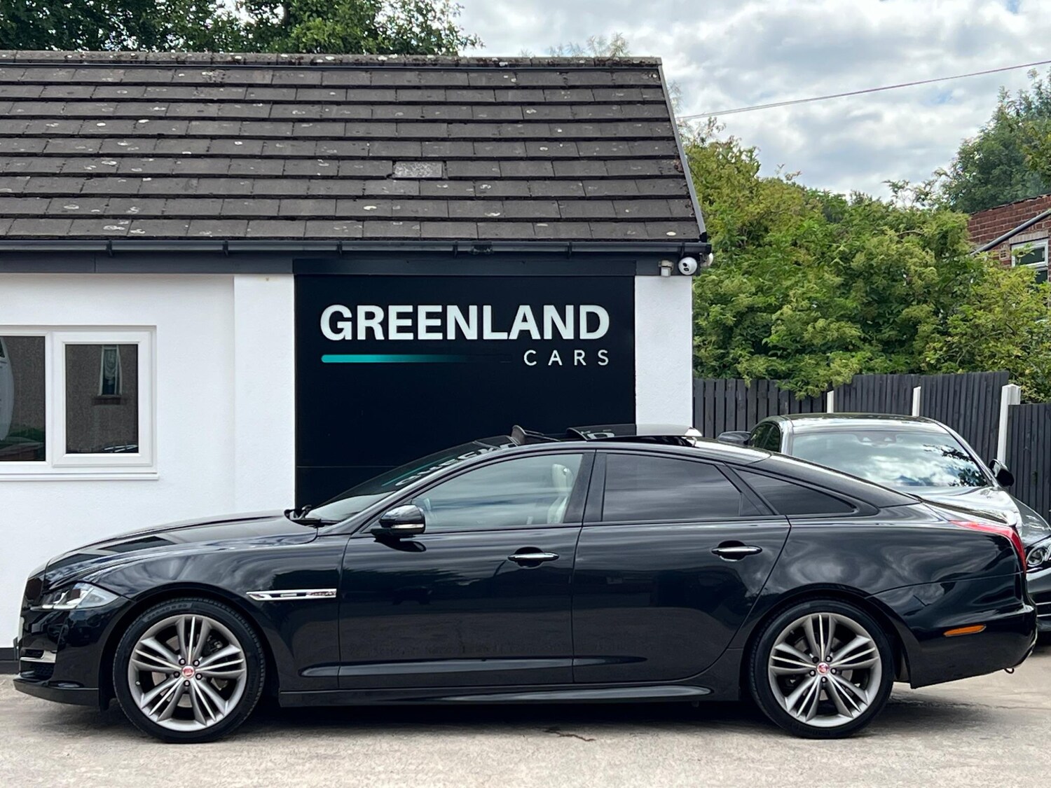 Used Jaguar XJ 2017 for sale - 76031704: Photo 63