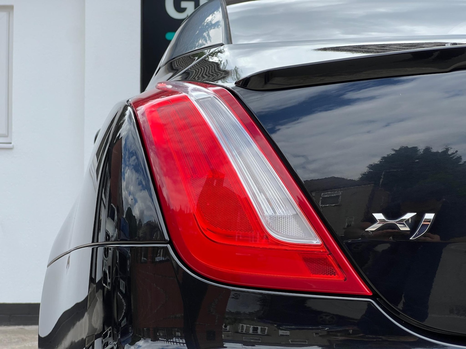 Used Jaguar XJ 2017 for sale - 76031704: Photo 65