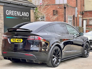 Used Tesla Model X 2017 for sale - 76032680: Photo