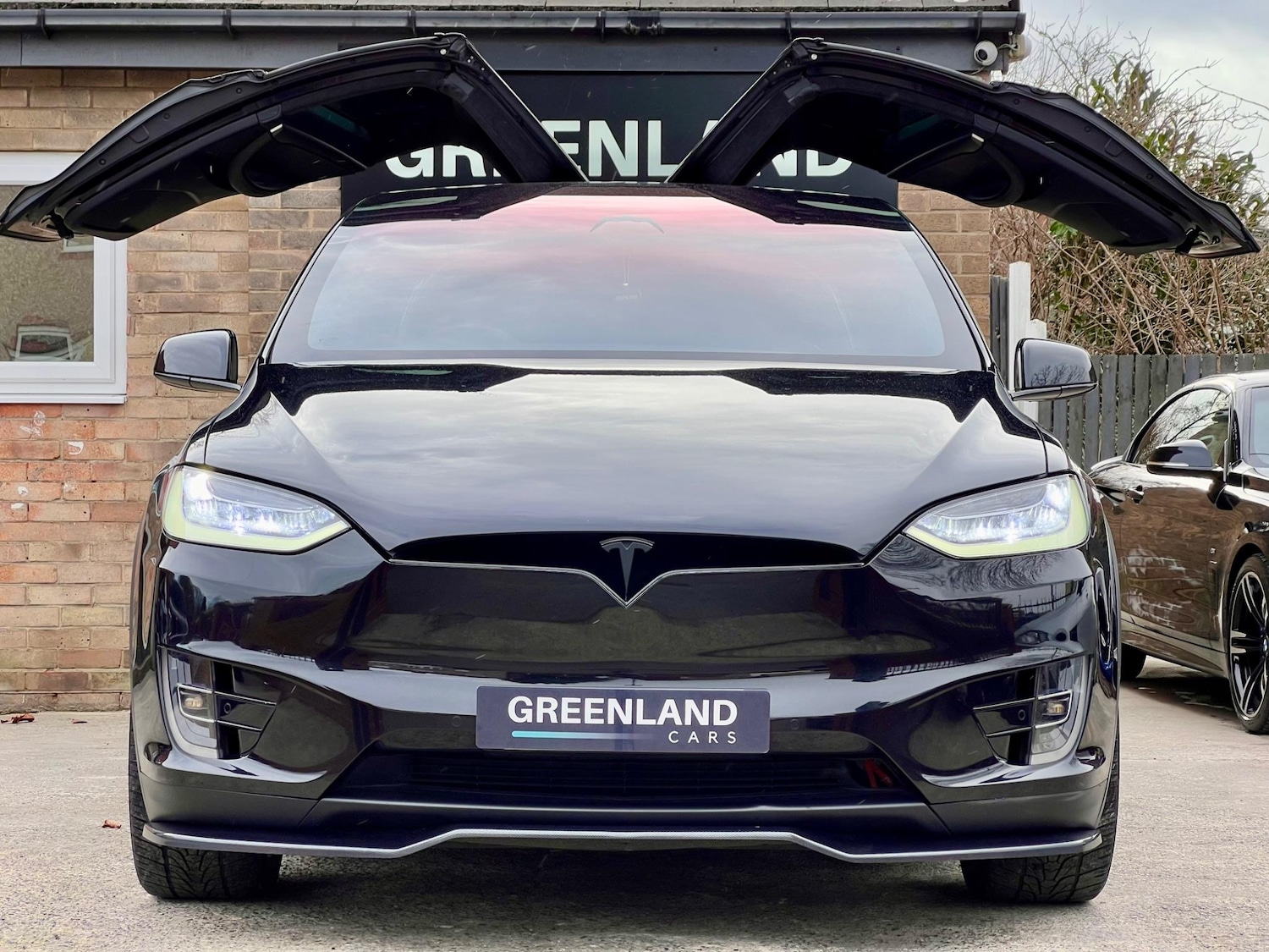 Used Tesla Model X 2017 for sale - 76032680: Photo 3
