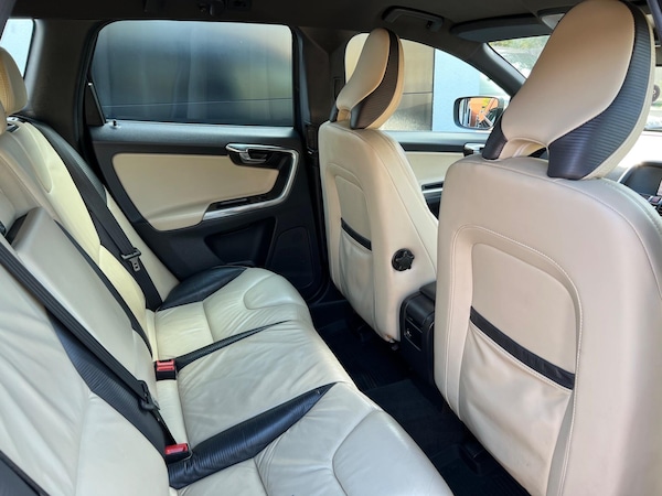Used Volvo XC60 2013 for sale - 76238703: Photo 50