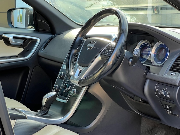 Used Volvo XC60 2013 for sale - 76238703: Photo 52