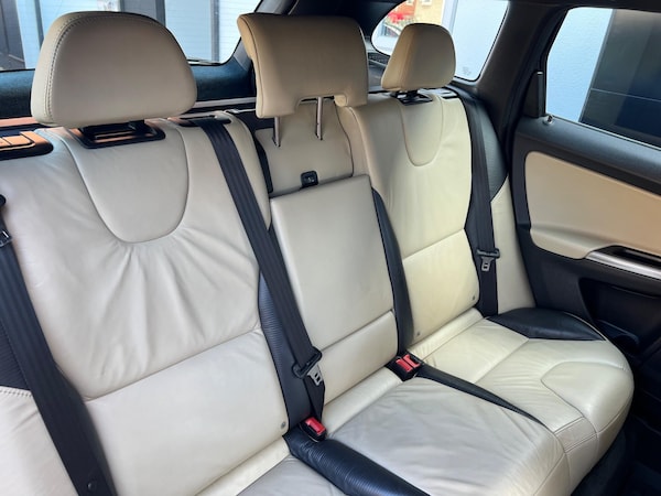 Used Volvo XC60 2013 for sale - 76238703: Photo 56