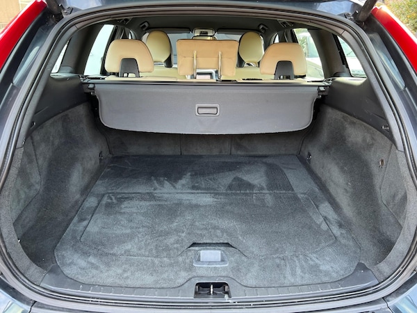 Used Volvo XC60 2013 for sale - 76238703: Photo 62