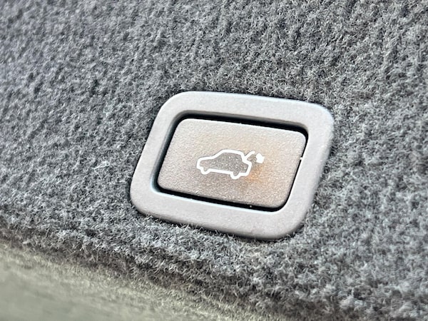 Used Volvo XC60 2013 for sale - 76238703: Photo 63