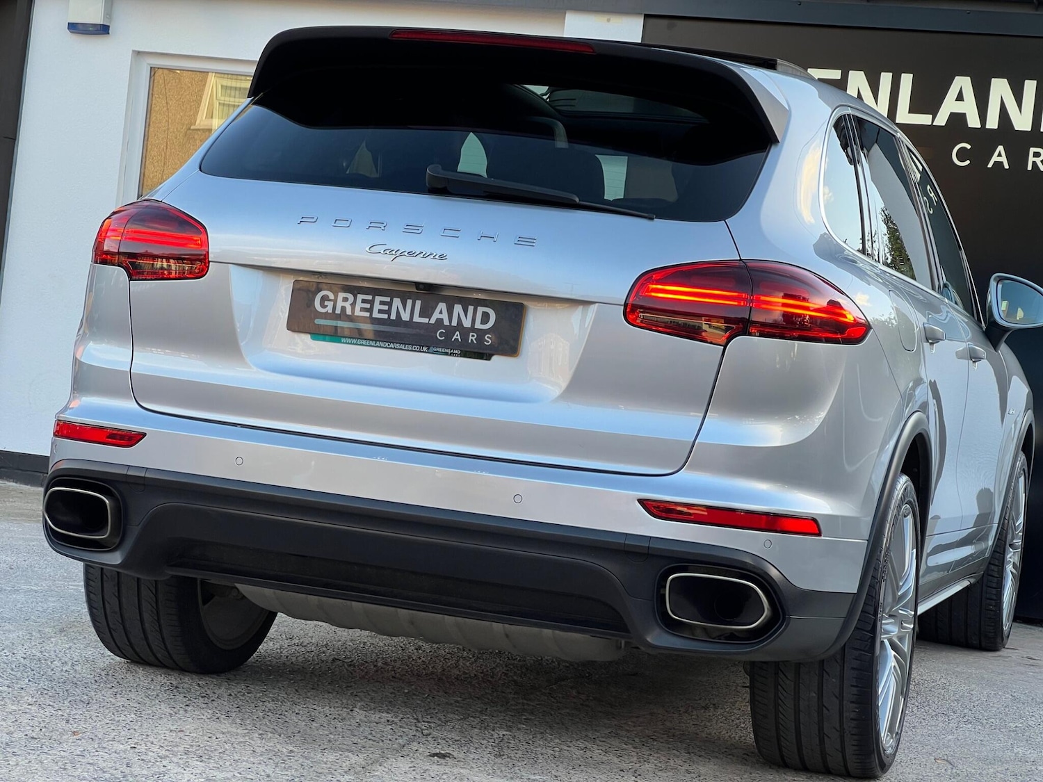 Used Porsche Cayenne 2015 for sale - 76371624: Photo 73