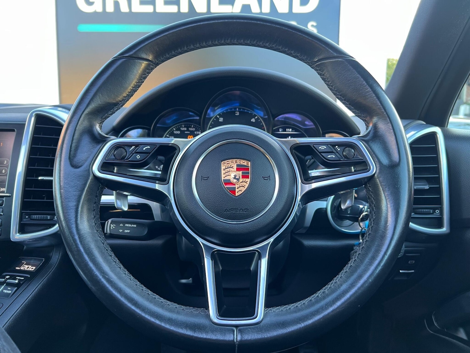 Used Porsche Cayenne 2015 for sale - 76371624: Photo 74