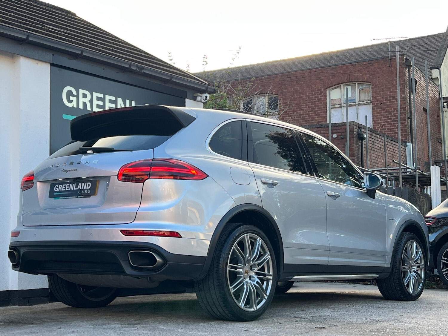 Used Porsche Cayenne 2015 for sale - 76371624: Photo 77