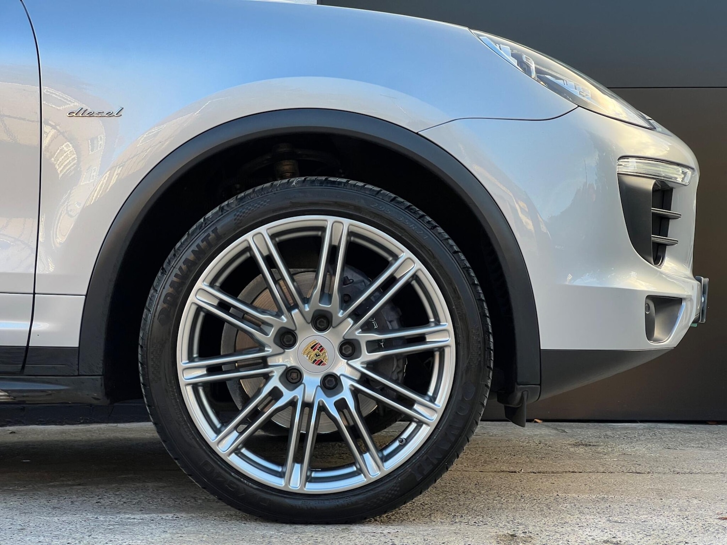Used Porsche Cayenne 2015 for sale - 76371624: Photo 9