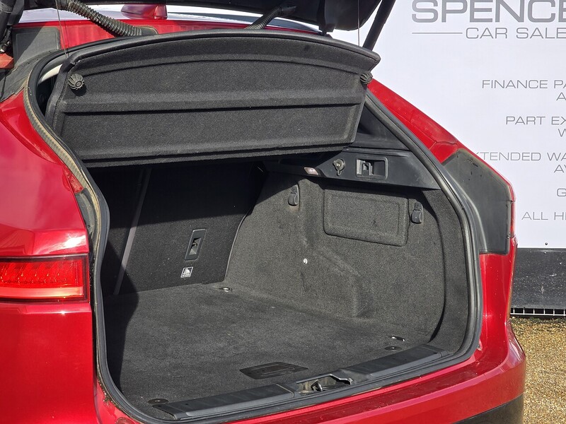 Used Jaguar F-Pace 2017 for sale - 77547804: Photo 14