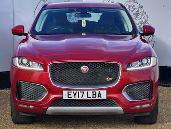 Used Jaguar F-Pace 2017 for sale - 77547804: Photo