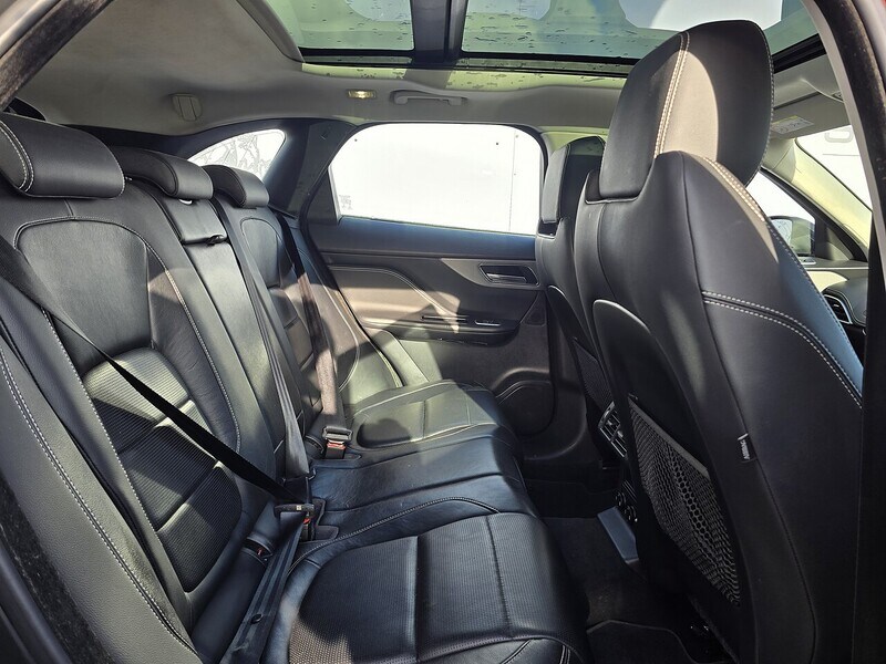 Used Jaguar F-Pace 2017 for sale - 77547804: Photo 8