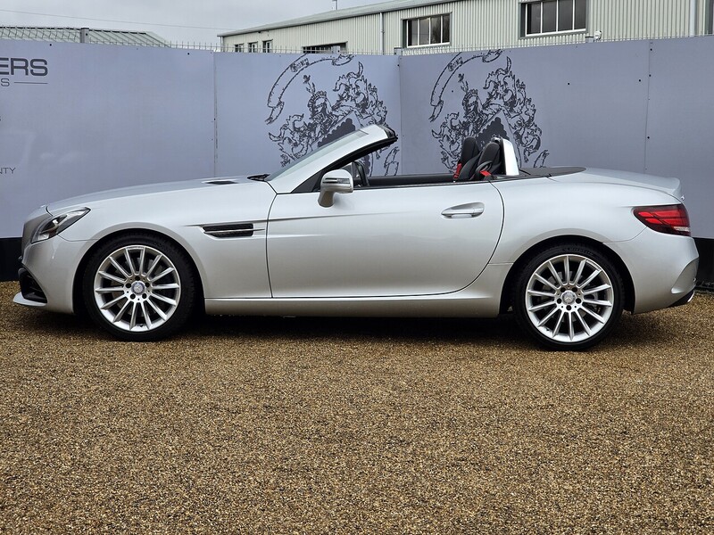 Used Mercedes-Benz SLC 2016 for sale - 77530303: Photo 4