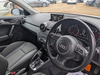 Used Audi A1 2017 for sale - 77168506: Photo