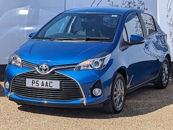 Used Toyota Yaris 2016 for sale - 78257423: Photo