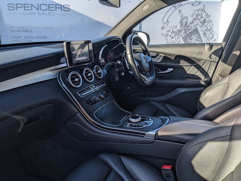 Used Mercedes-Benz GLC 2018 for sale - 76364420: Photo 12