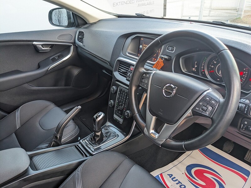 Used Volvo V40 2018 for sale - 76758752: Photo 12