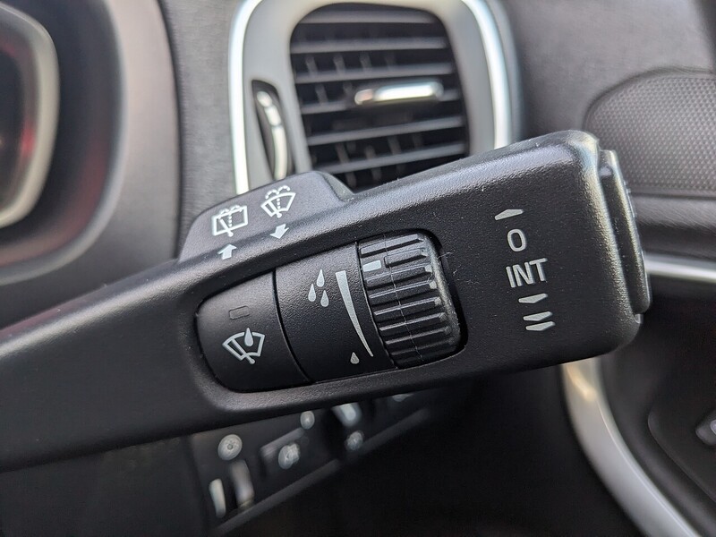 Used Volvo V40 2018 for sale - 76758752: Photo 26