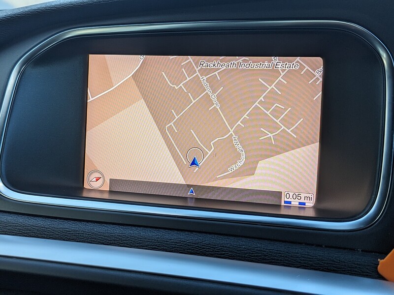 Used Volvo V40 2018 for sale - 76758752: Photo 30