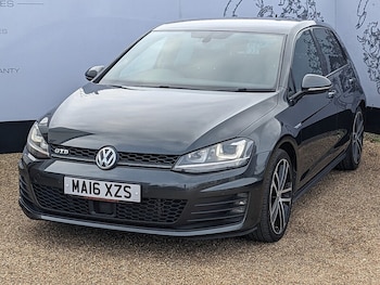 Used Volkswagen Golf 2016 for sale - 77798530: Photo