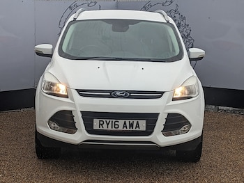 Used Ford Kuga 2016 for sale - 76065035: Photo 2
