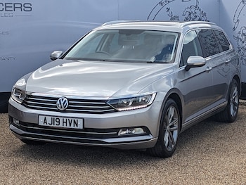 Used Volkswagen Passat 2019 for sale - 75444954: Photo