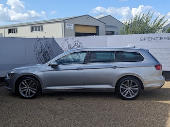 Used Volkswagen Passat 2019 for sale - 75444954: Photo