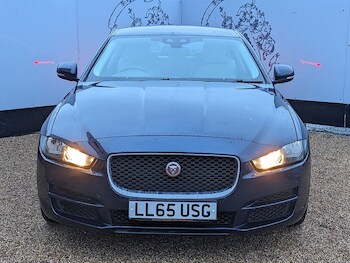 Used Jaguar XE 2015 for sale - 76725154: Photo